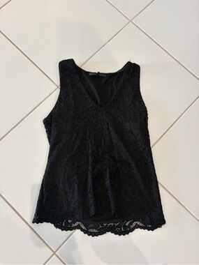 White House Black Market Black Lace V-Neck Sleeveless Top